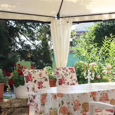 Apartmán In Vrvari 5195-1 *